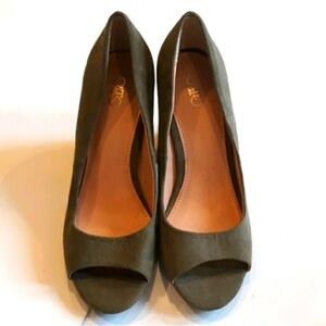 Olivia Miller Olive Green Suede Peep-Toe Heels